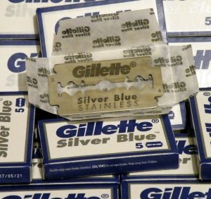 Gillette Silver Blue Stainless Double Edge Razor Blades